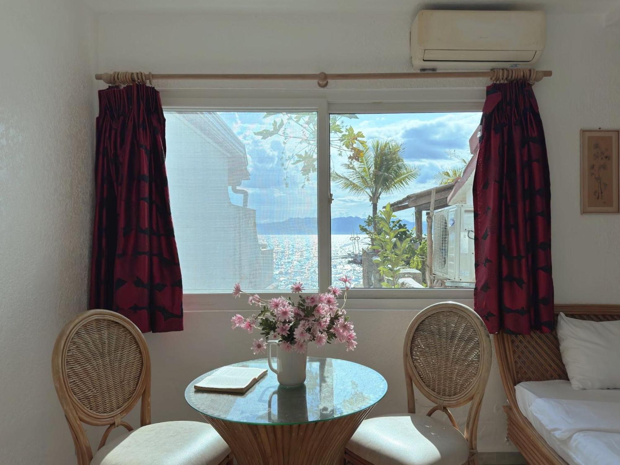 Sunset Beach Resort Moalboal Ngoại thất bức ảnh